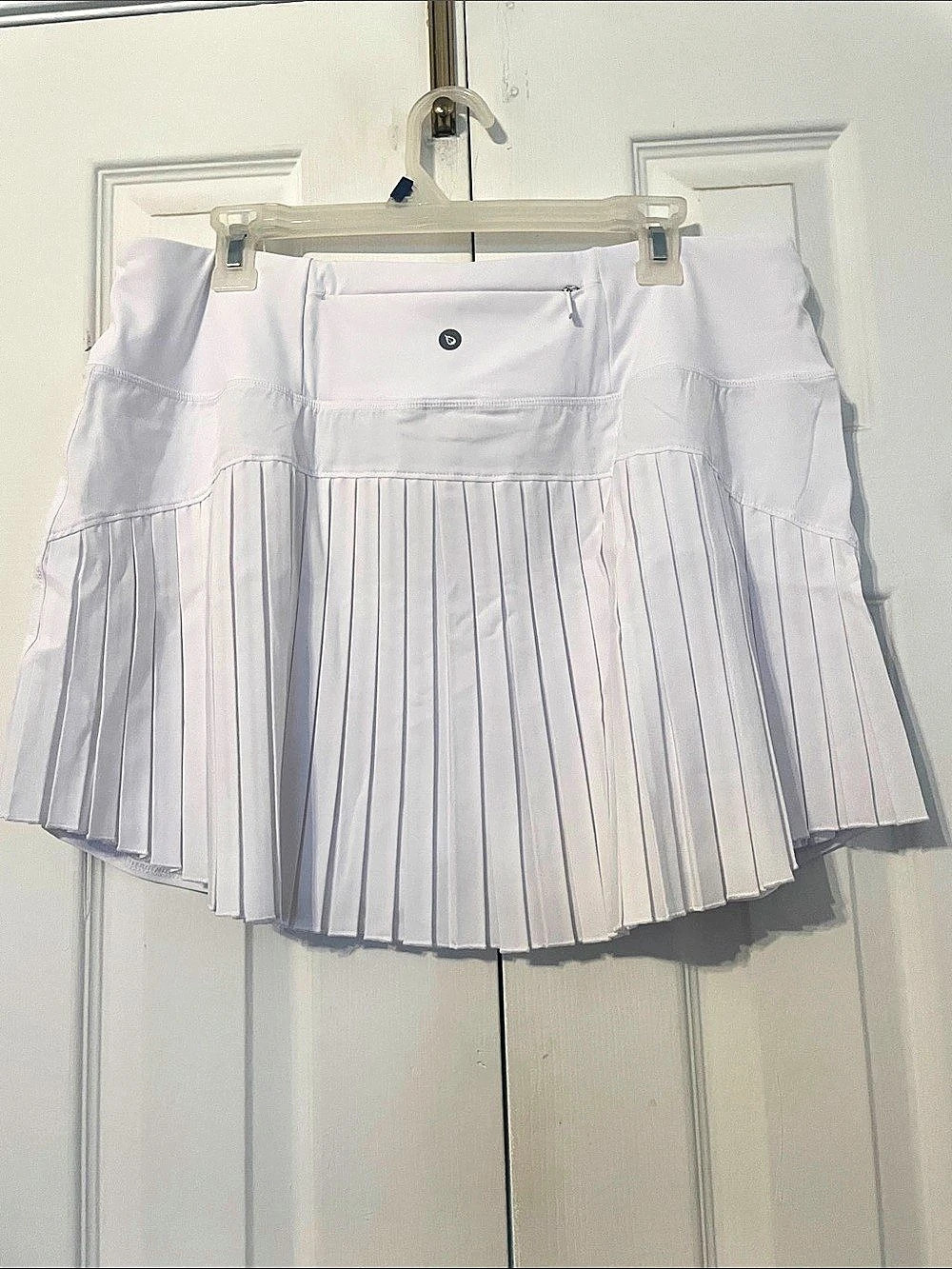 baleaf Women's Pleated Tennis Skirt UPF 50+ With Pockets White XXL